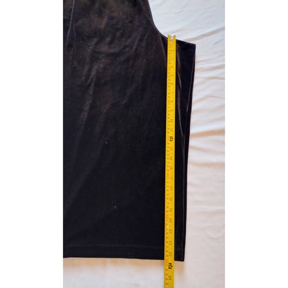 Torrid Black velvet culotte pants Size 2 - Picture 10 of 12